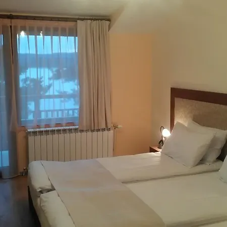Santa Maria 3*