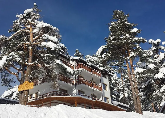 Santa Maria Hotel Tsigov Chark