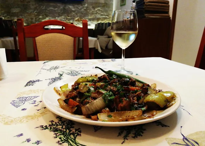 Hotel Santa Maria 3*